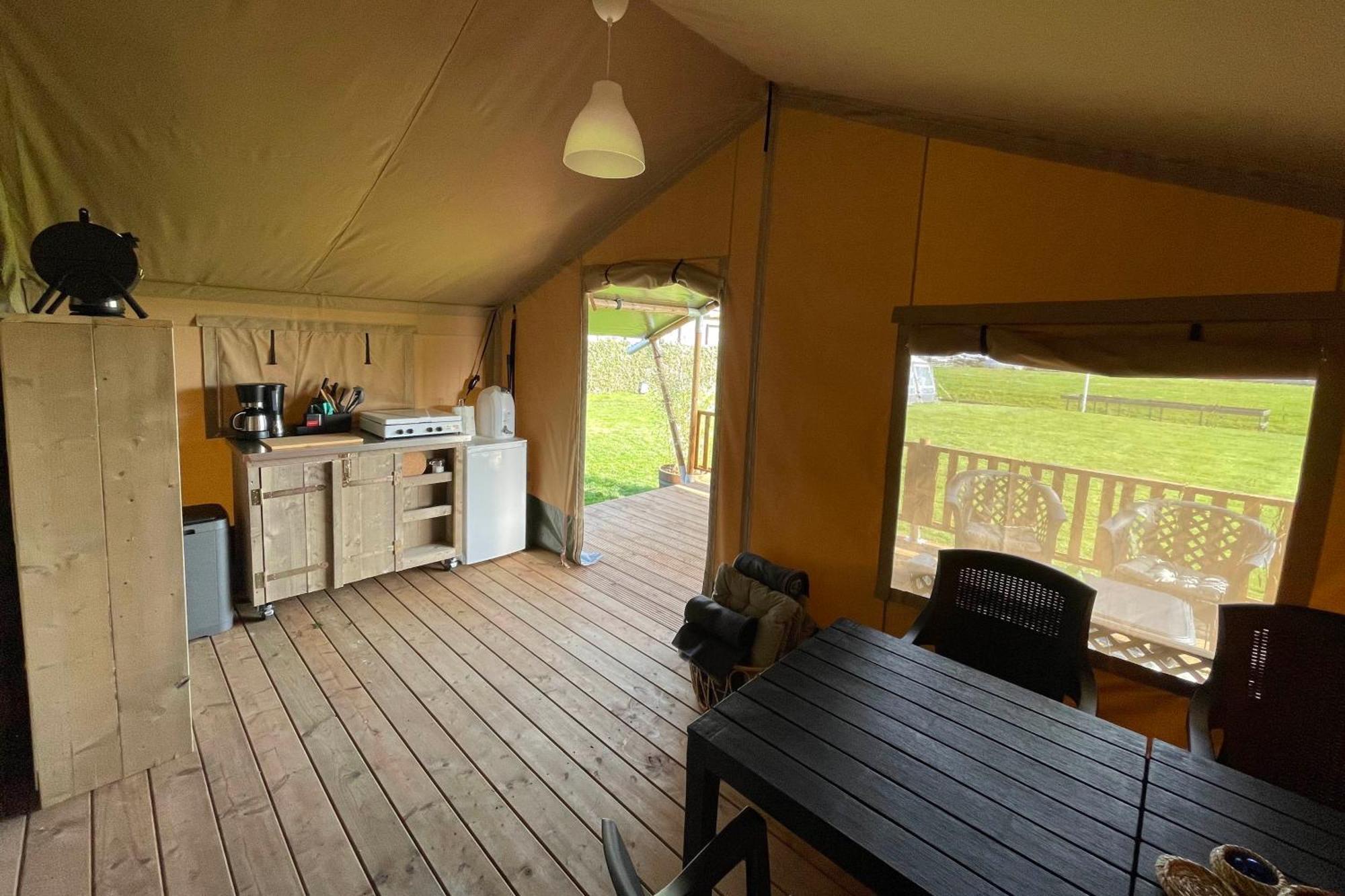 Glamping De Hof Van Eeden Warmond ภายนอก รูปภาพ