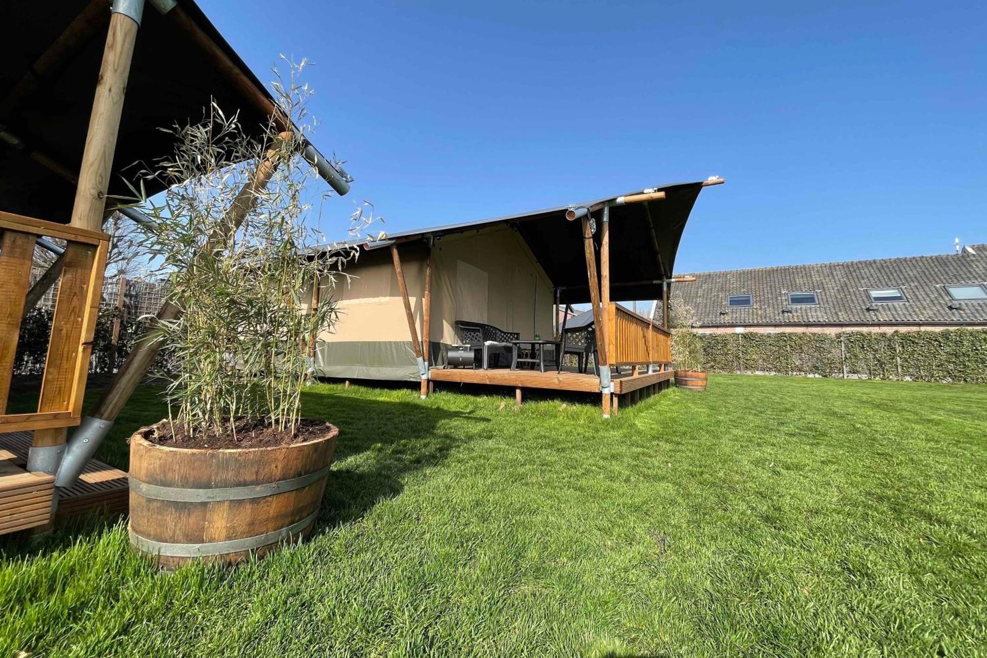 Glamping De Hof Van Eeden Warmond ภายนอก รูปภาพ